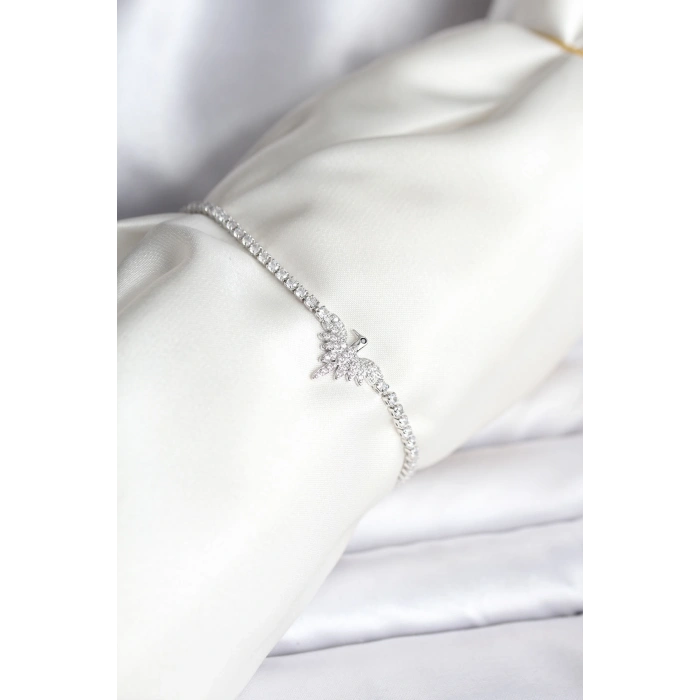 Anka Kuşu Model Zirkon Taşlı Gümüş Renk Pirinç Su Yolu Kadın Bileklik