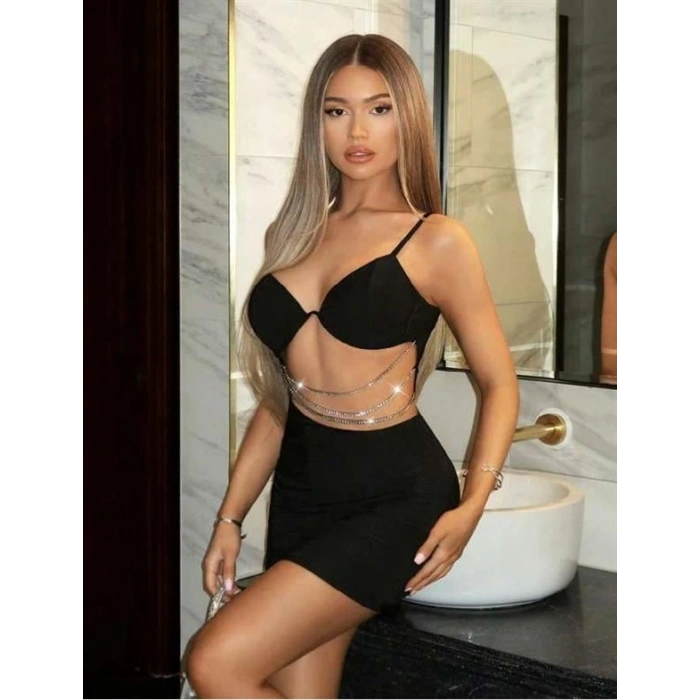 kapsulavm Zincir Detaylı Göğüs Dekolteli Siyah Mini Club Elbisesi