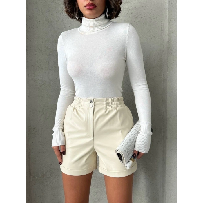 Beli lastikli çıtçıtlı deri şort  w241007