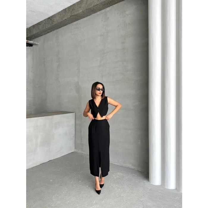 Çilek takım etek yelek