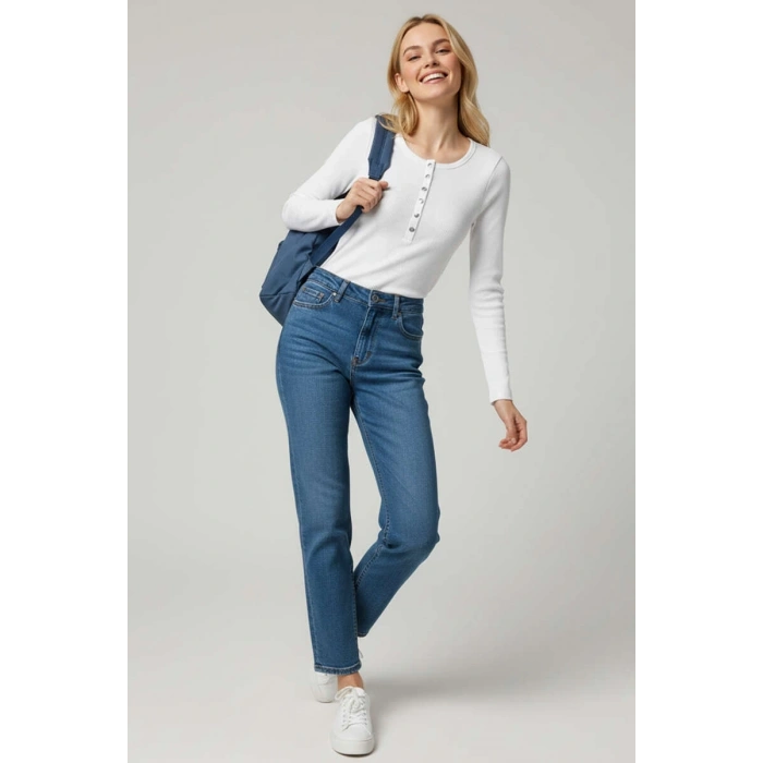 Çıtçıt Detaylı Bluz Beyaz