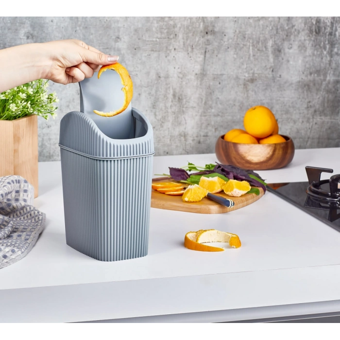 Döner Kapaklı Mini  Kovası 2.5 LT - GRİ