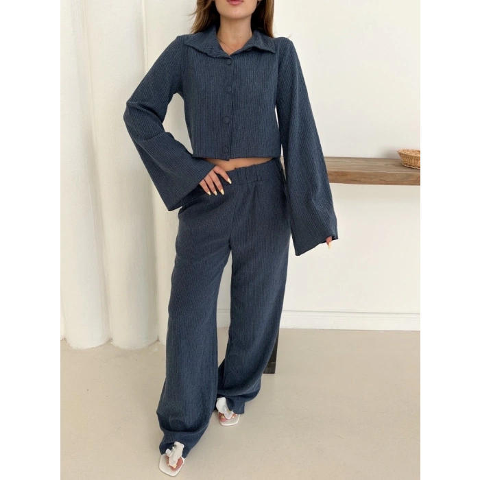 Gömlek yaka kaplama düğmeli takım lacivert