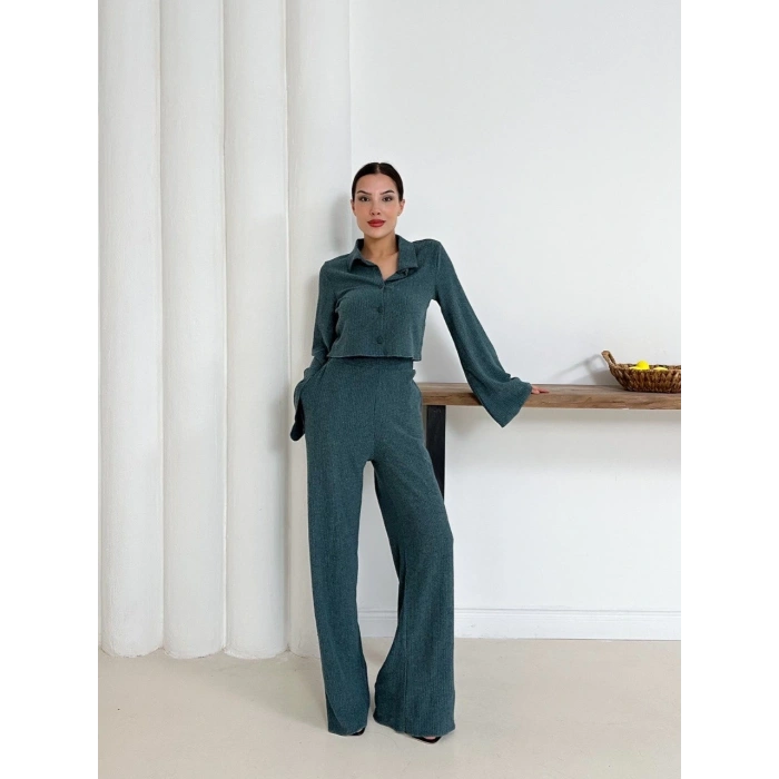 Gömlek yaka kaplama düğmeli takım petrol yeşili