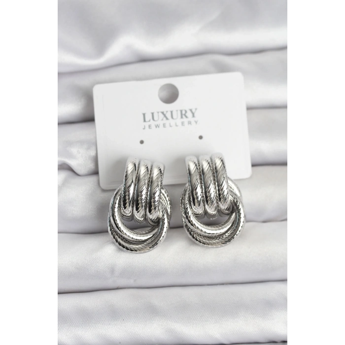 Gümüş Renk Halka Modelli Pirinç Kadın Küpe