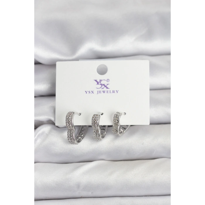 Gümüş Renk Pirinç Zirkon Taşlı Kalpli Kadın Küpe