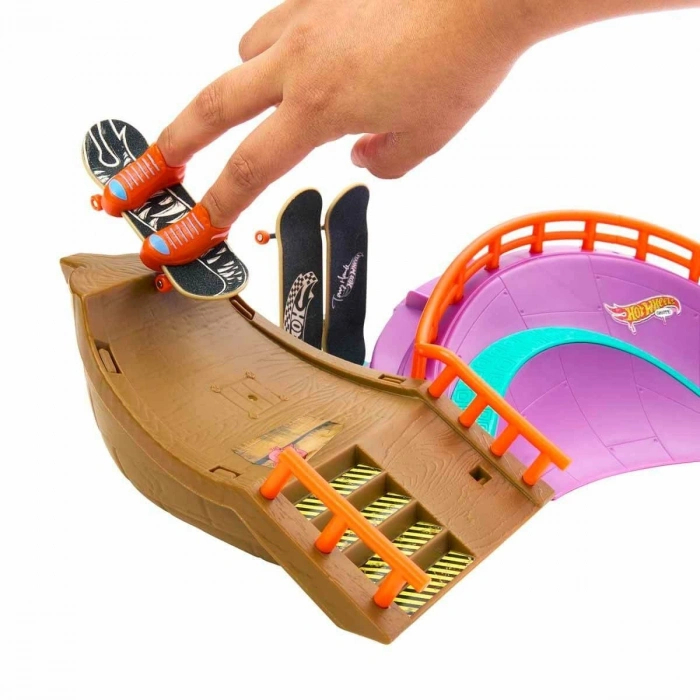 H01 Hot Wheels Skate Ahtt Kaykay Parkı Oyun Seti
