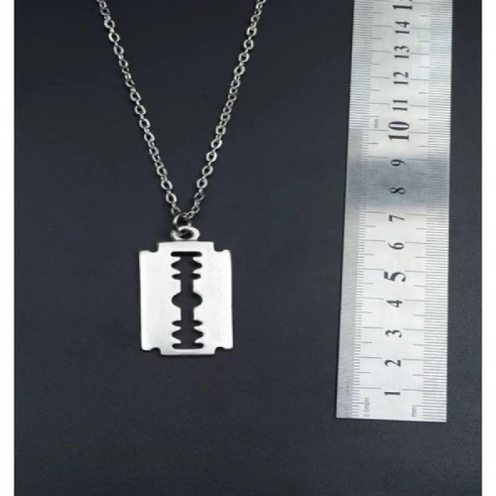 Jilet Çelik Kolye - Jilet Model Paslanmaz Gümüş Renk Çelik Kolye