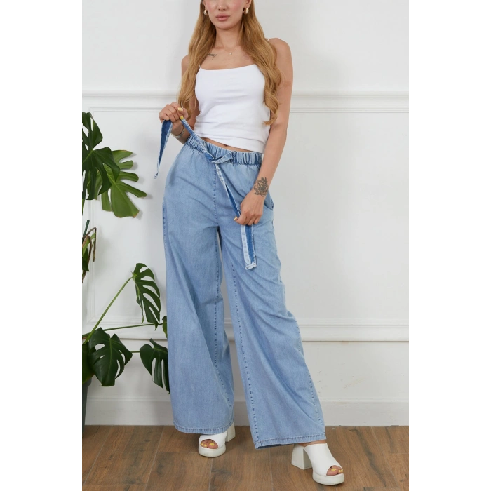 Kadın Rahat Kesim Beli Lastikli İ̇nce Kot Pantolon