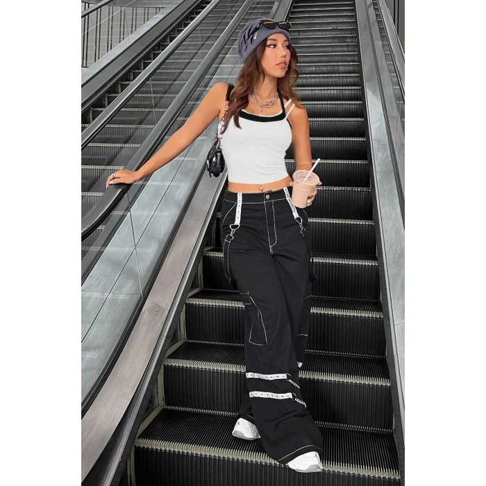 Kadın Siyah Beyaz Çift Renk Çapraz Askılı Crop Top Bluz