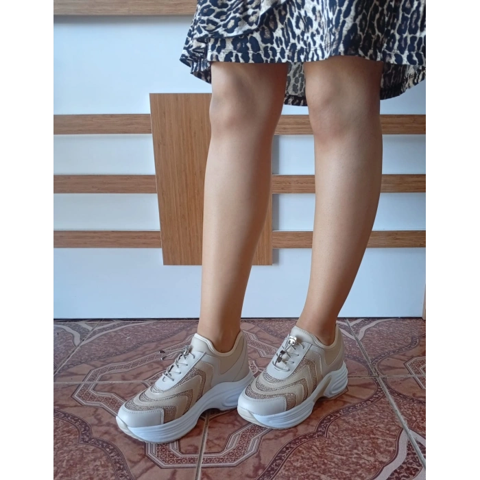 Kadın Yüksek Taban Rahat Şık Günlük Spor Ayakkabı Bej Renk