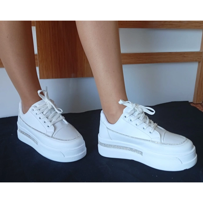 Kadın Yüksek Taban Rahat Şık Günlük Spor Ayakkabı Beyaz Renk