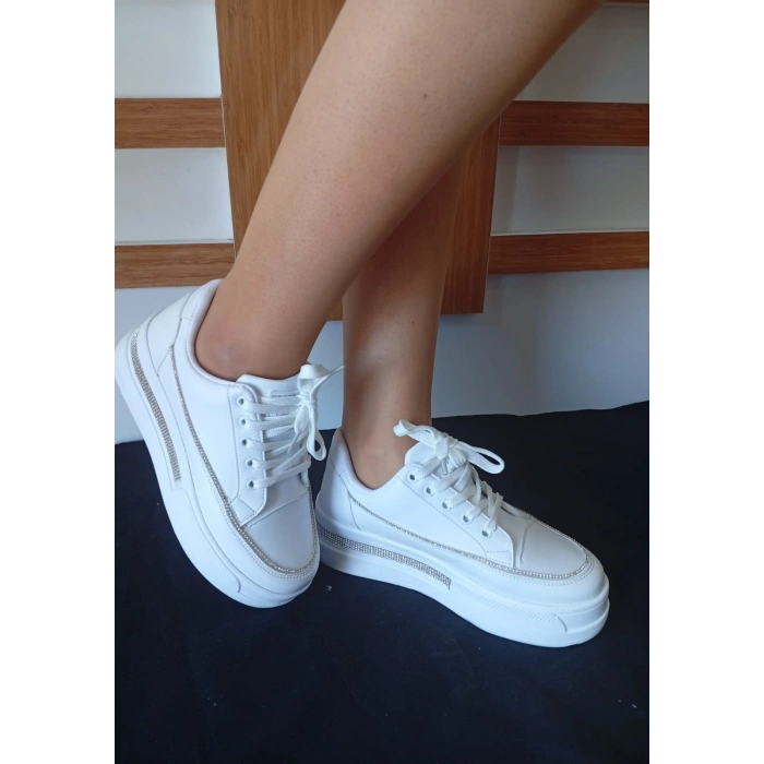 Kadın Yüksek Taban Rahat Şık Günlük Spor Ayakkabı Beyaz Renk