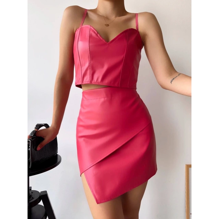 Kapaklı asimetrik model deri etek pembe