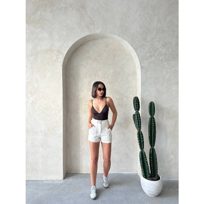 Kemer detaylı gabardin şort  s25289