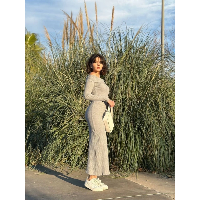 Madonna yaka uzun elbise şardonlu kumaş gri