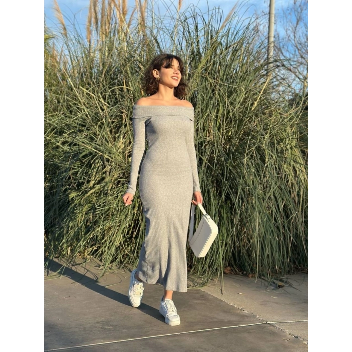 Madonna yaka uzun elbise şardonlu kumaş gri