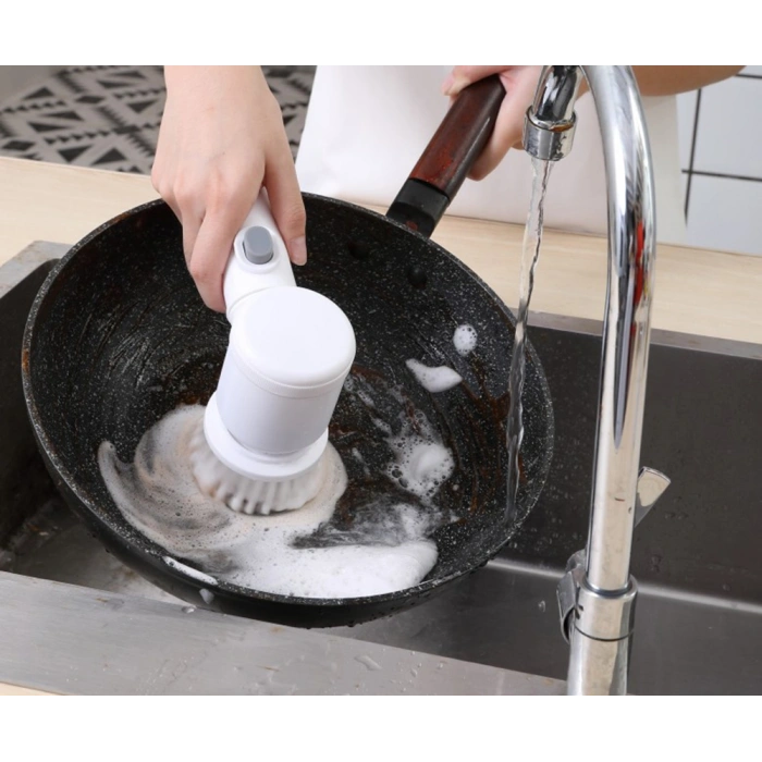 Magic Brush 5 in 1 Kablosuz Şarjlı Temizlik Fırçası | Çok Amaçlı Döner Başlıklı Elektrikli Banyo, Mutfak ve Fayans Temizleme Seti