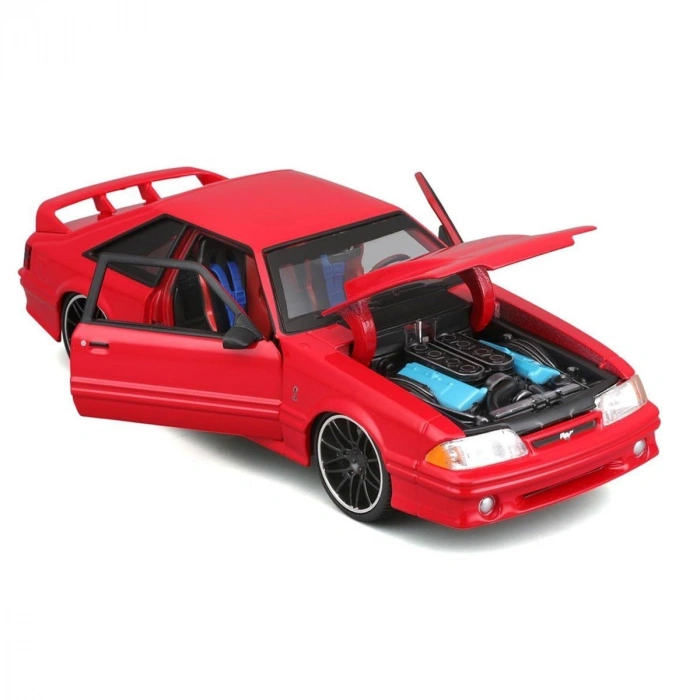 MAY 32549 1:24 1993 Ford  SVT Cobra Model Araba -Necot