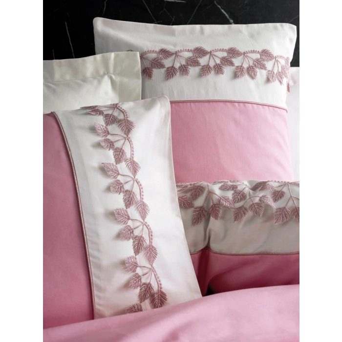 Nakışlı Çift Kişilik Saten Nev Takımı Niobe Pembe
