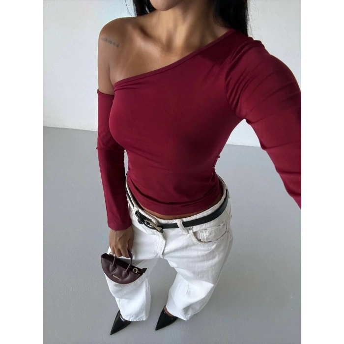 Omuz detaylı kollu bluz bordo
