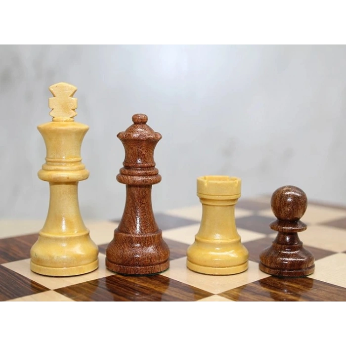 Özel Vernikli Mıknatıs Taşlı Ahşap Katlanabilir Kutulu Satranç Oyunu 30 Cm G223