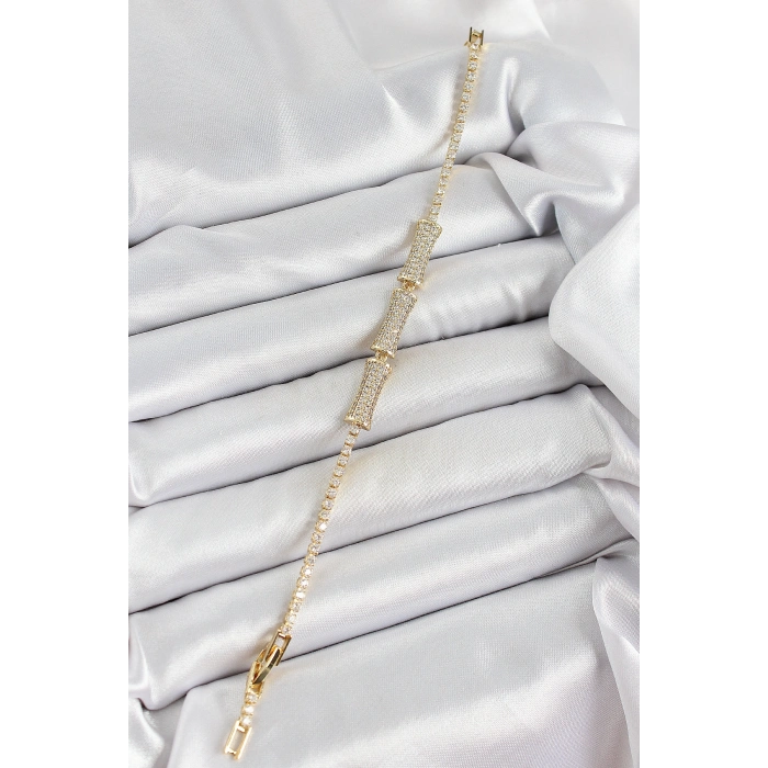 Pirinç Gold Renk Zirkon Taşlı Kemik Model Kadın Bileklik