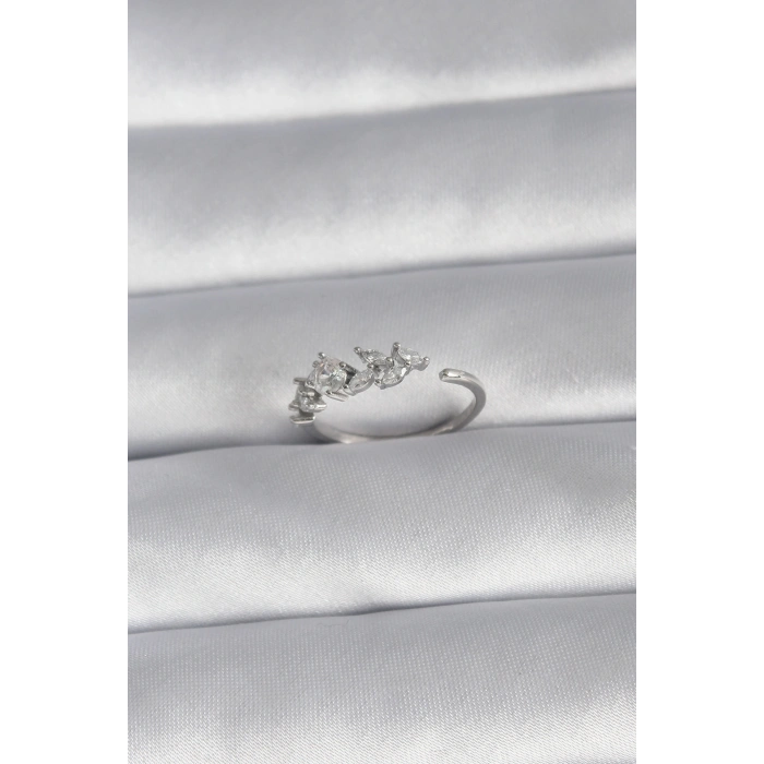 Pirinç Gümüş Renk Zirkon Taşlı Çiçek Model Kadın Yüzük