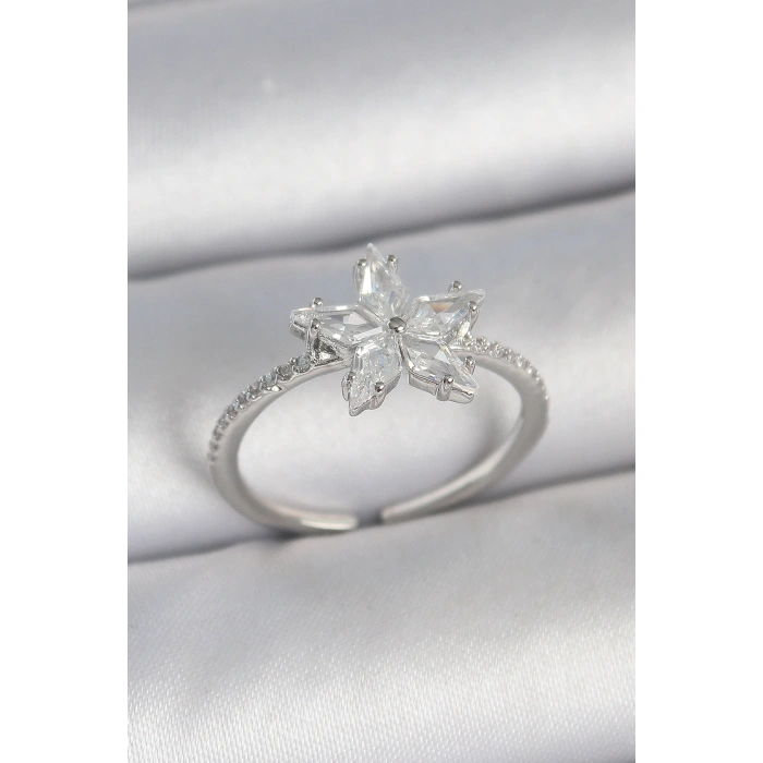 Pirinç Gümüş Renk Zirkon Taşlı Yıldız Model Ayarlanabilir Kadın Yüzük