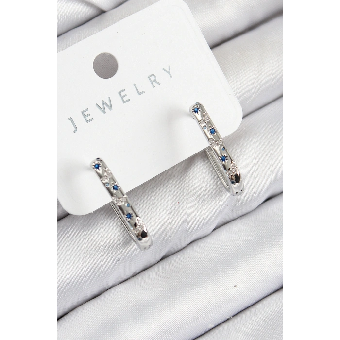 Pirinç Zirkon Taşlı Çiçek Desenli Model Gümüş Renk Kadın Küpe