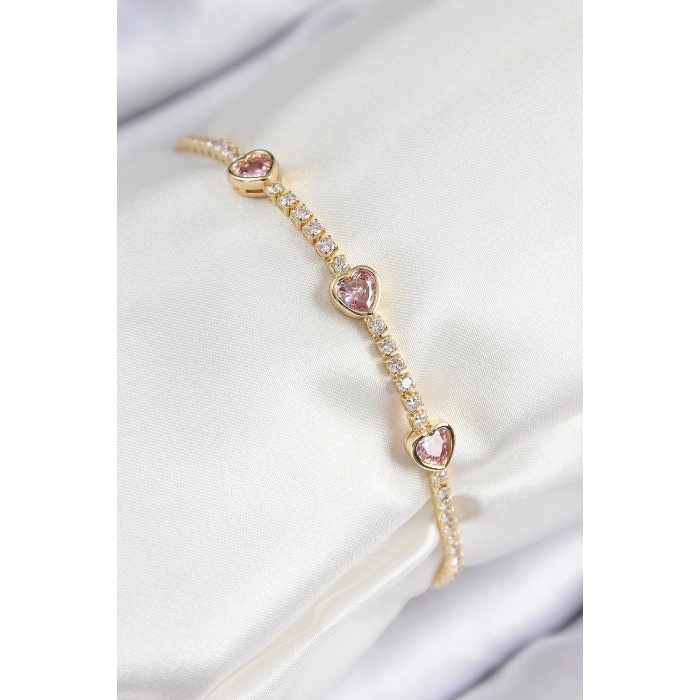 Pirinç Zirkon Taşlı Pembe Kalp Model Gold Renk Kadın Bileklik