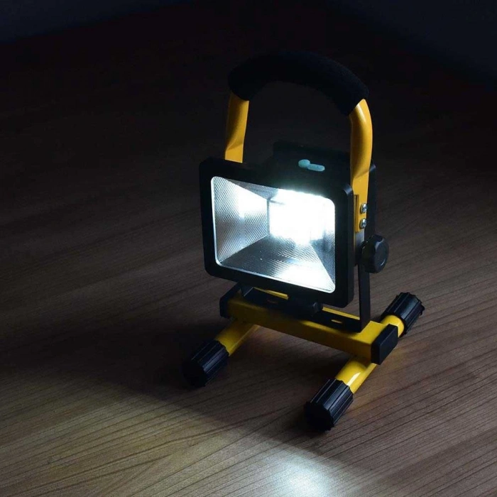 Şarjlı Spot Lamba Projektör Watton Wt-329