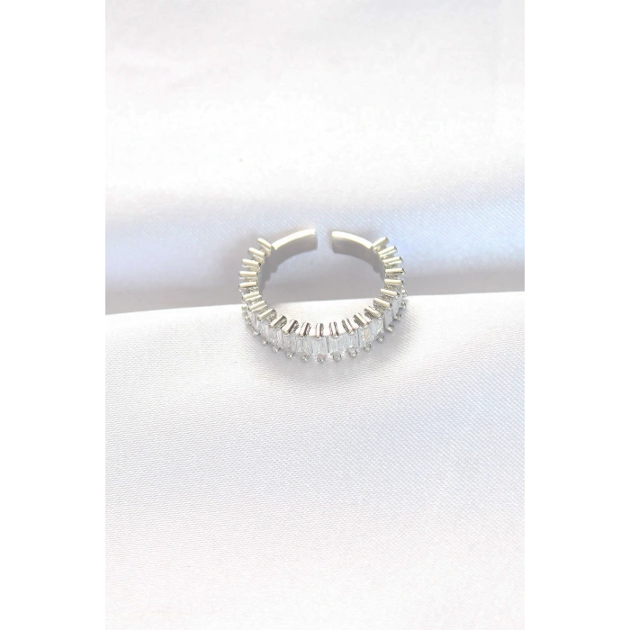 Sıralı Baget Taşlı Silver Renk Ayarlanabilir Yüzük
