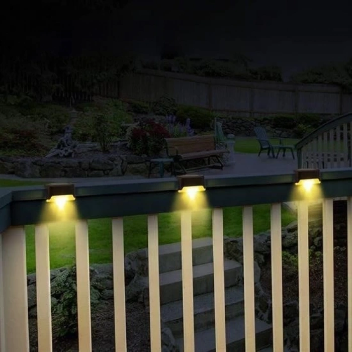 Solar Güneş Enerjili Şarj Edilen Köşebent Merdiven Veranda Bahçe Yolu Led Lamba Işık 4 Adet (  )