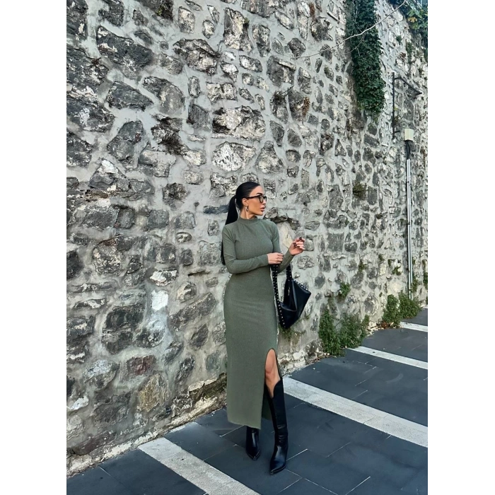 Yırtmaçlı kalın bürümcük uzun elbise Yeşil