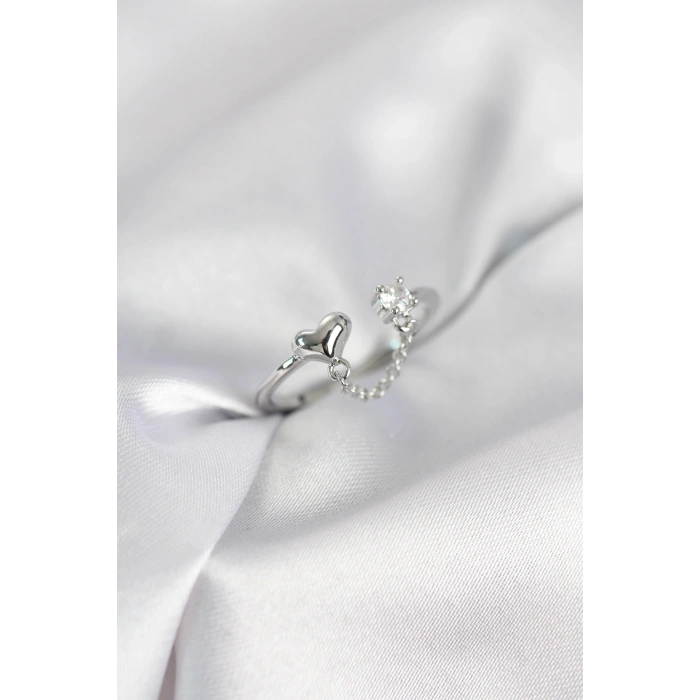 Zincir Sallantılı Kalp Model Gümüş Renk Kadın Yüzük