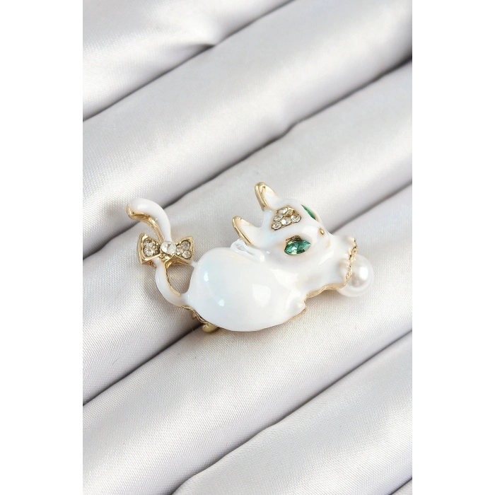 Zirkon Taşlı İnci Detaylı Beyaz 3D Kedi Figürlü Gold Renk Kadın Broş