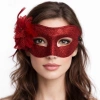 Kırmızı Simli Tüylü B Maskesi – Kadın Parti & Maskeli B Maskesi