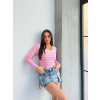 V yaka çizgili bluz pembe