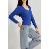 V yaka kaşkorse bluz saks mavisi