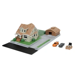 253203081  Toretto House 1:24 ama