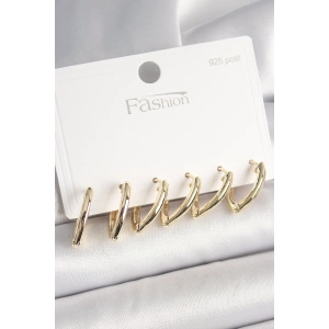 925 Ayar Gümüş Çivi Pirinç Gold Renk Üçgen Model Kadın Küpe Seti