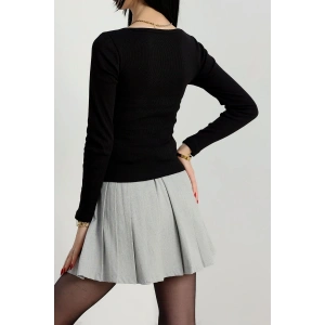 Çerçeve yaka kaşkorse bluz siyah