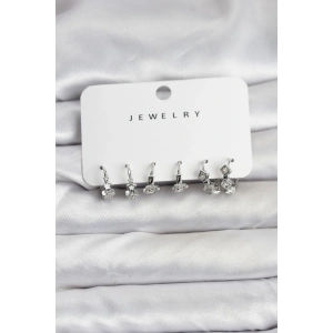 Gümüş Renk Pirinç Yıldız Modelli Kadın Küpe Seti