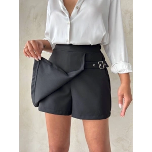 Kadın tokalı şort etek siyah s25449