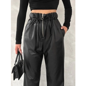 Kendinden ince kemerli deri pantolon siyah