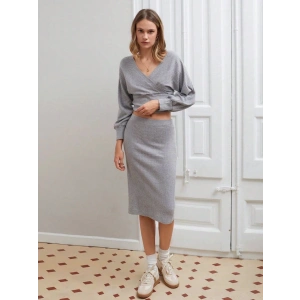 Kruvaze şardonlu etekli takım gri