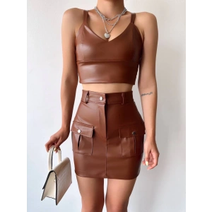 Önden iki cepli deri etek kahve h240040