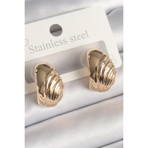 Pirinç Gold Renk İşleme Detaylı Yarım Halka Model Kadın Küpe