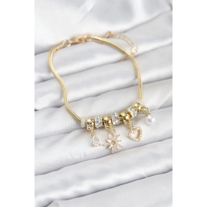 Pirinç Gold Renk Kutup Yıldızı ve Kalp Charmlı Kadın Bileklik